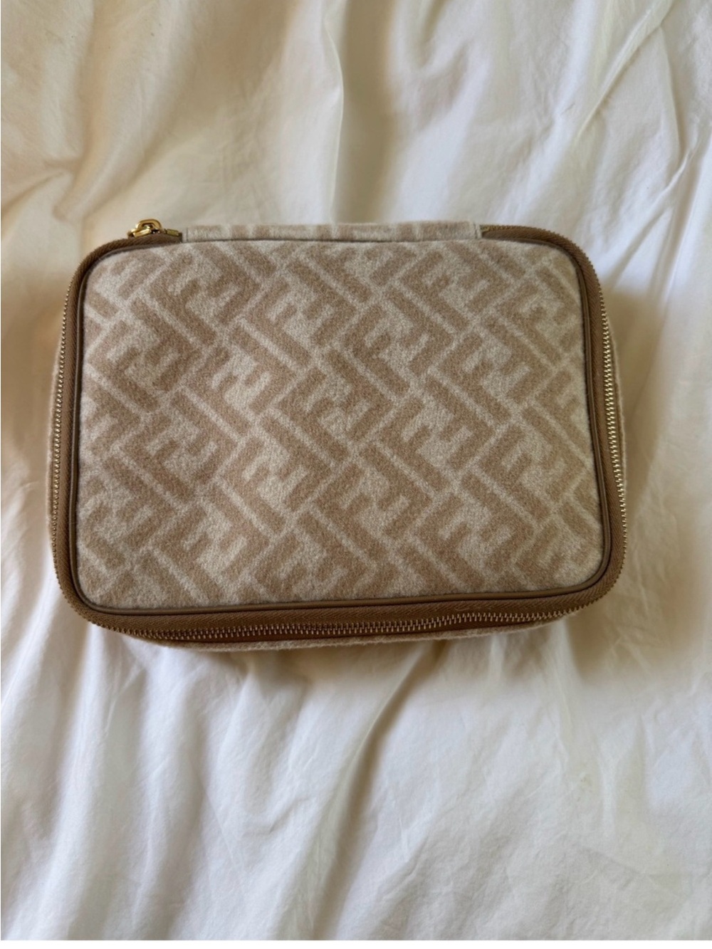 Vintage Fendi Wool Toiletry Bag - Picture 3 of 9